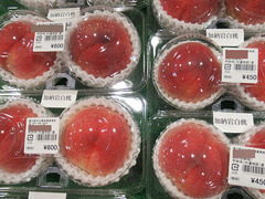 20200629加納岩白桃.jpg